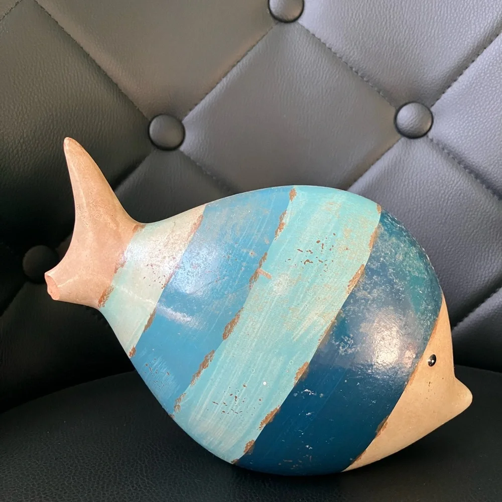 Blue and Tan Striped Fish Figurine - Picture 4 of 7